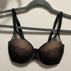 VS Fabulous 32DD